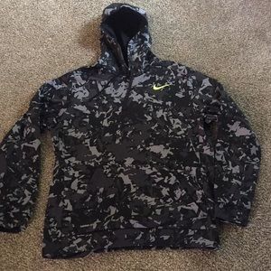 Nike camo hoodie